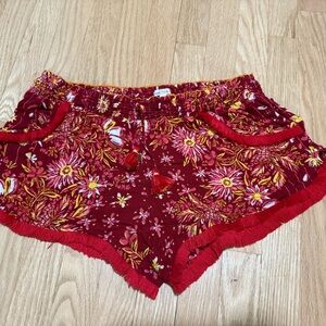 Poupette St Barts - Floral Red Women's Shorts